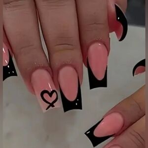 Black French Tip Heart Press-on Nails